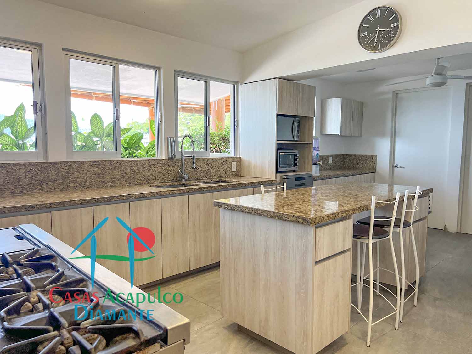 Casa Romance - Cocina 1